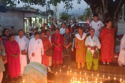 रसुवामा बाढीबाट ज्यान गुमाएकाप्रति महेन्द्रनगरमा दीप प्रज्वलनसहित श्रद्धाञ्जली